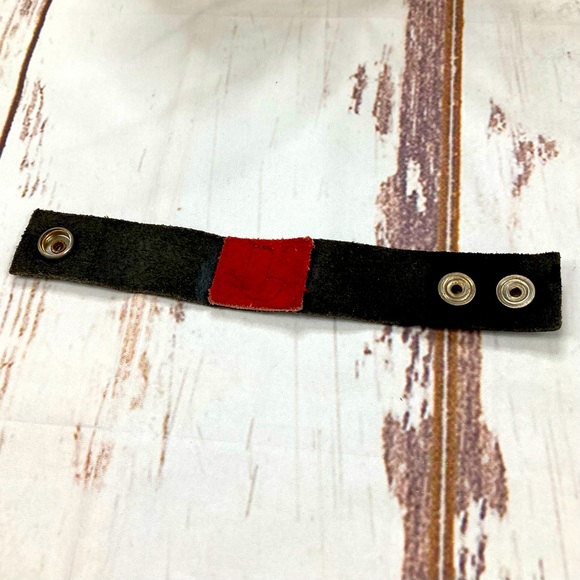 Suede Wrist Band J Initial Black & Red Vintage - Picture 4 of 9